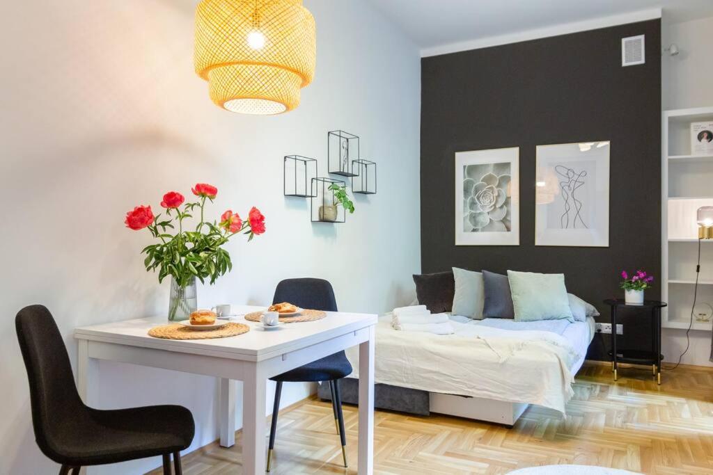 קרקוב May C Studio W/Balcony מראה חיצוני תמונה