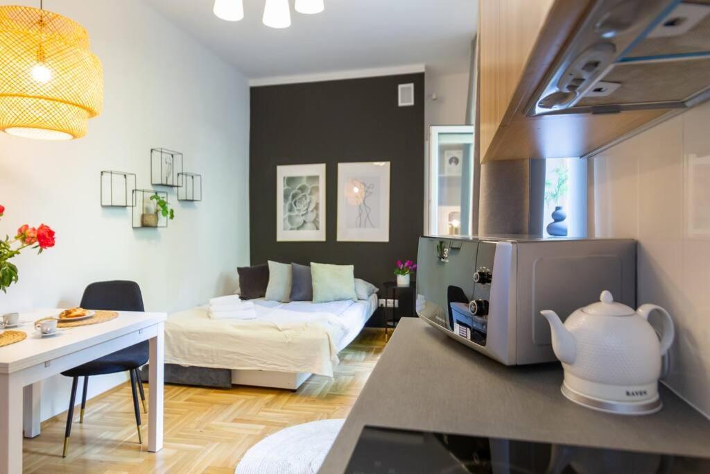 קרקוב May C Studio W/Balcony מראה חיצוני תמונה